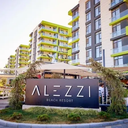 Azizi - Pool & Prima Linie La Plaja Apartmán