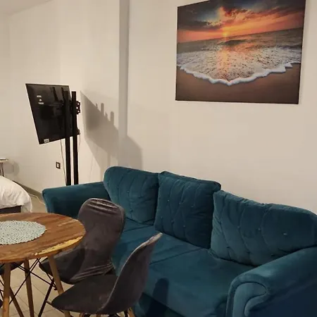 Apartmán Azizi - Pool & Prima Linie La Plaja