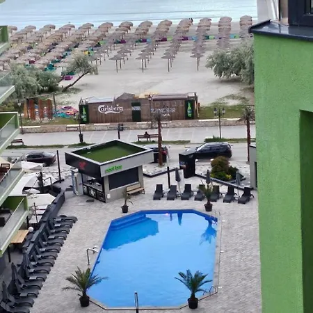 Apartmán Azizi - Pool & Prima Linie La Plaja