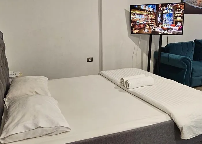 Apartment Azizi - Pool & Prima Linie La Plaja Navodari